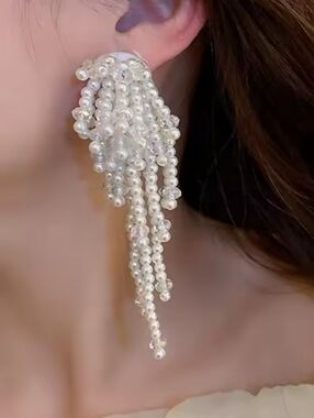 Long full beaded tassel clustered drop earrings; nwot